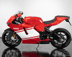 DUCATI DESMOSEDICI RR 1329/1500