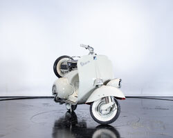 PIAGGIO VESPA 125