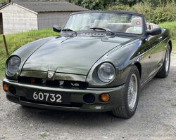 1995 MG RV8