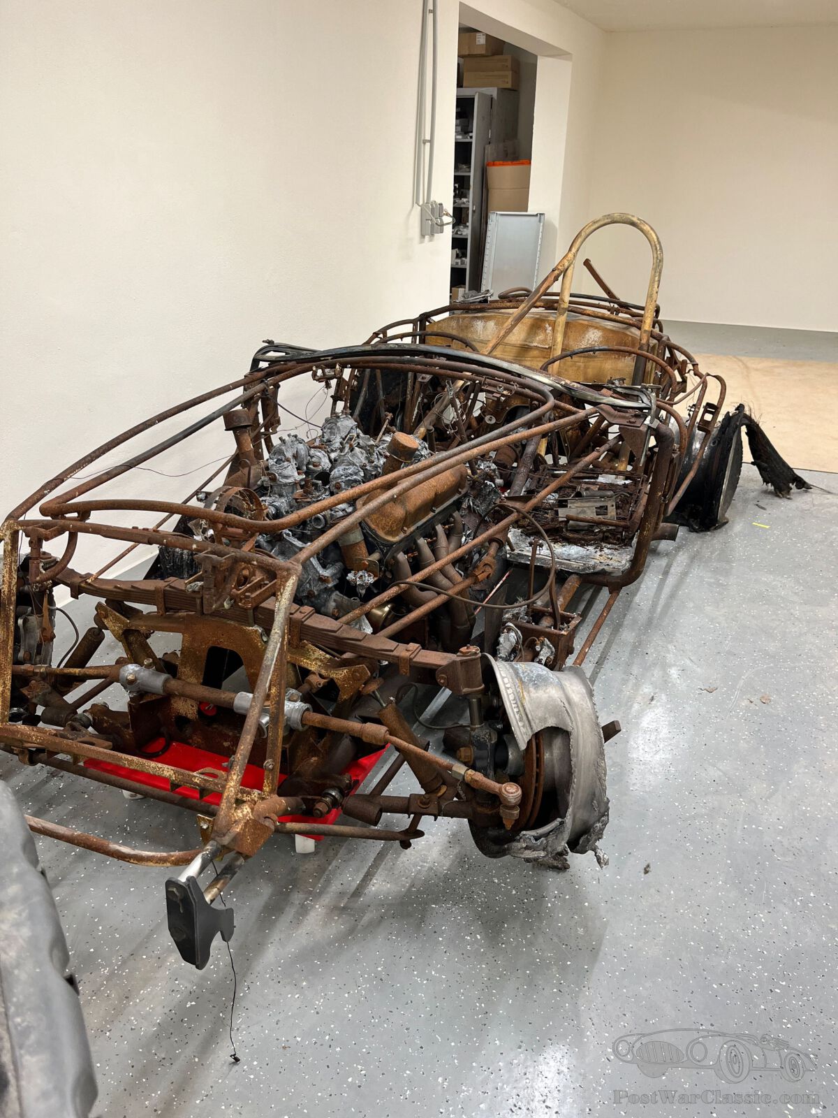 『希少』COBRA LOLA CHASSIS Part Chassis + engine for sale - PostWarClassic