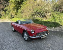 1969 MGC Roadster - stage 2 engine by John Chatham