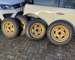 Halibrand Magnesium wheels 16'' and Dunlop racing tyres 600 x16 650 x 16