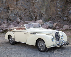 1948 DELAHAYE 135 M CABRIOLET PAR H. CHAPRON
