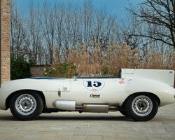 1977 JAGUAR D-TYPE REPLICA
