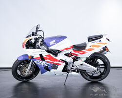 1992 HONDA CBR 400