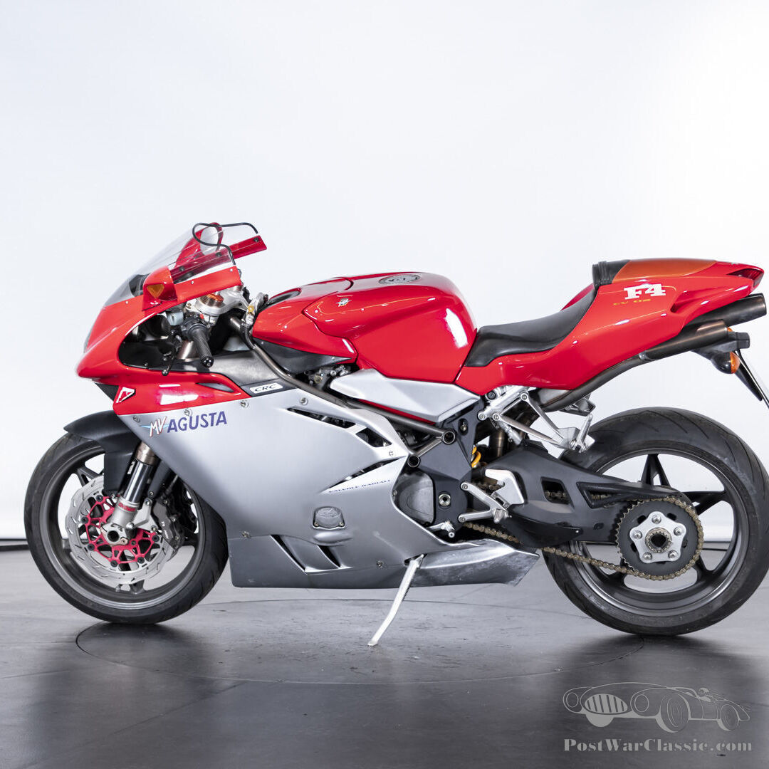 MV Agusta « La Rouge » by Tricana Motorcycles
