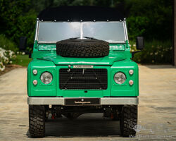 1980 Land Rover Defender V8