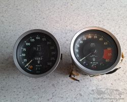 Maserati QP 1 , km teller en toerenteller