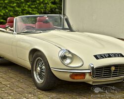 1974 Jaguar E Type V12 Roadster Manual 5 speed