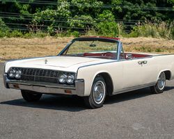 1962 Lincoln Continental Convertible | The Auburn Auction | August 29 - 31