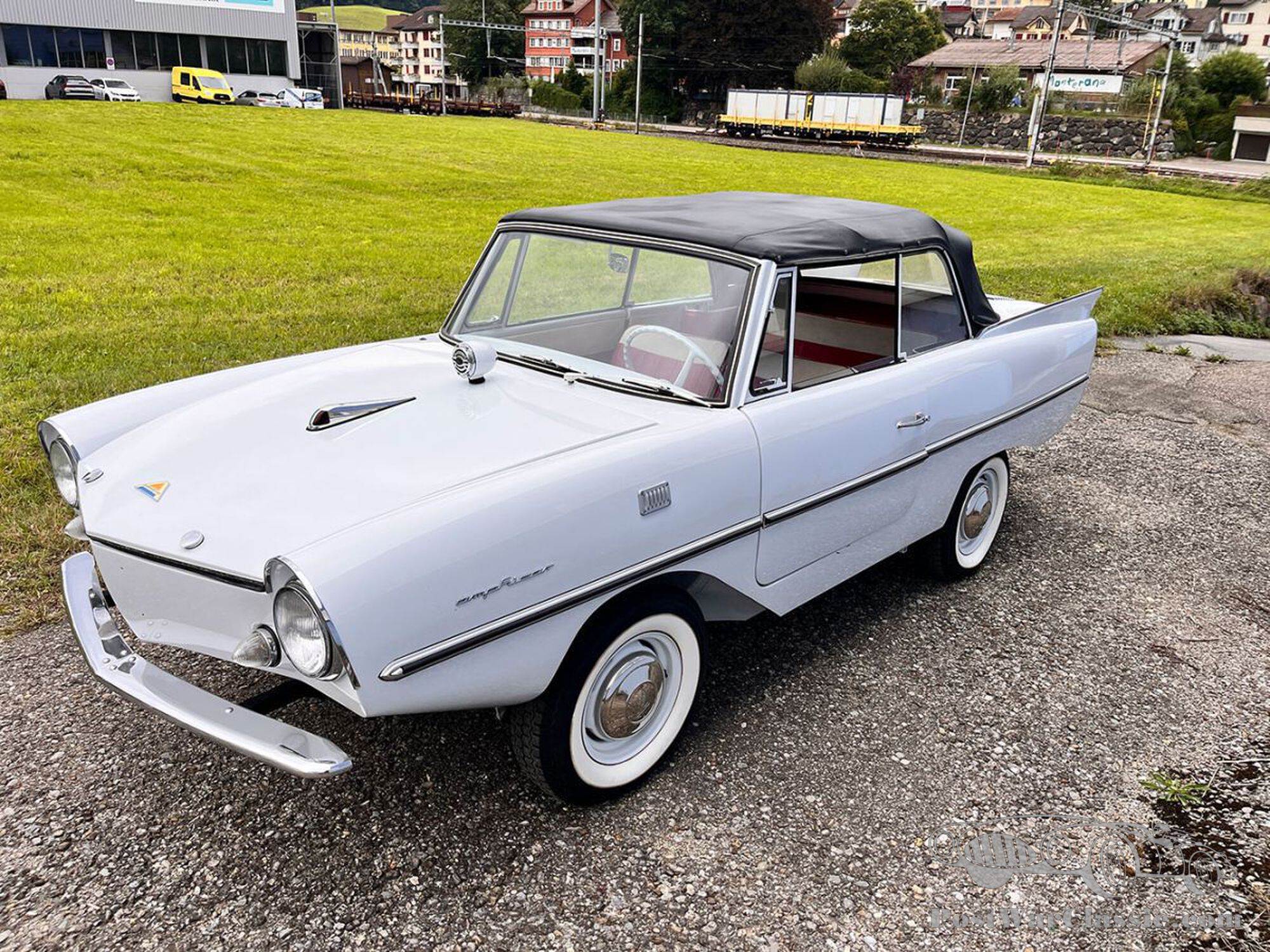 1961 Amphicar 700 MC 2795 LK | Classic Car Auction - Extravaganza | 28th Sept 2024