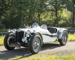 The famous white Riley 12/4 from 1936 with Race History ex New Zealand