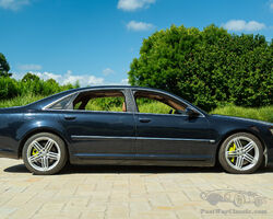 AUDI A8 L W12
