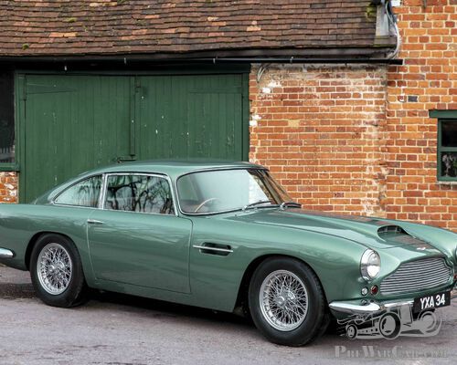 Aston Martin DB4 Series II
