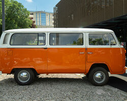 VOLKSWAGEN T2