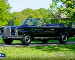 1963 Mercedes-Benz 220 SE (W111) cabriolet
