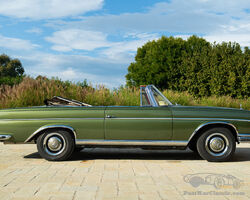 1964 MERCEDES-BENZ 220 SE CABRIOLET