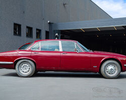 1976 JAGUAR XJ6 3.6