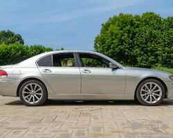 2005 BMW 745 D