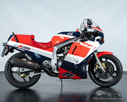 1986 SUZUKI GSX R 1100