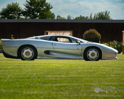 1993 Jaguar XJ 220