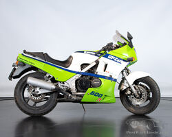 1985 KAWASAKI GPZ 600 R