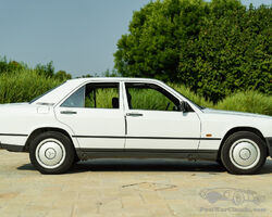 1987 MERCEDES-BENZ 190 E