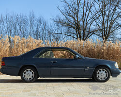 1992 MERCEDES-BENZ CE 200